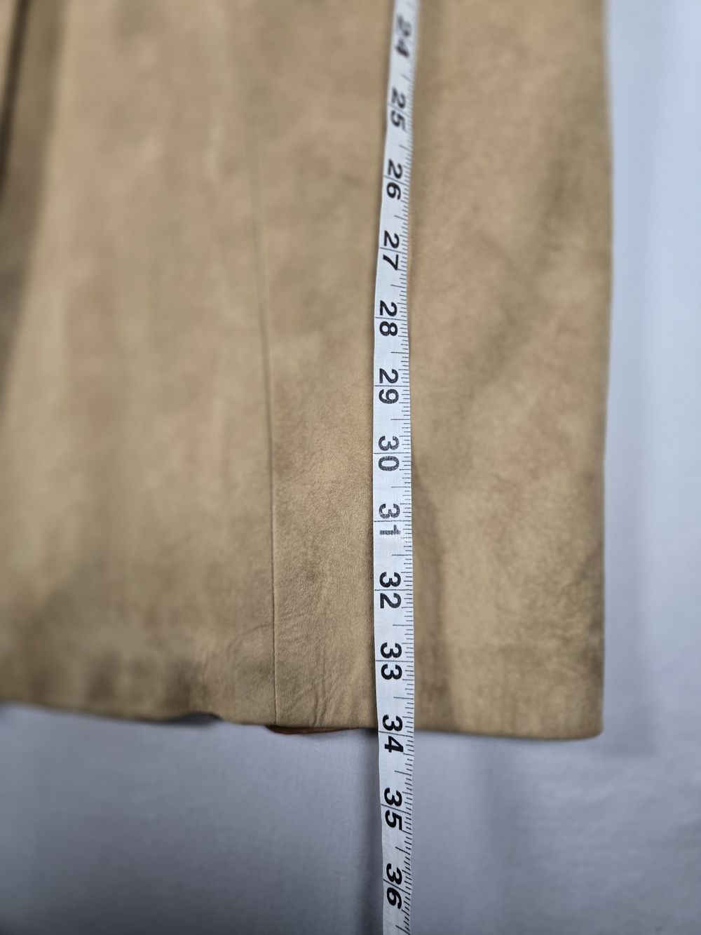 Vintage Tan Suede Trench Coat with Fur Collar - Picture 13 of 14